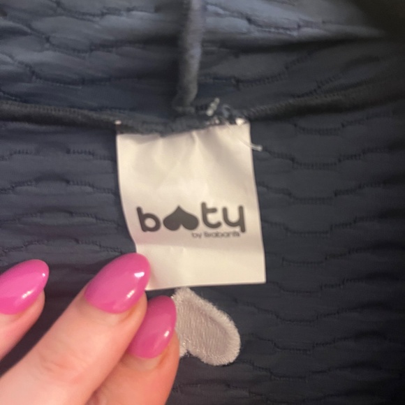 Booty by Brabants | Cropped Zip Up with Hood | Gray Color - Picture 4 of 4